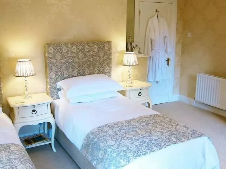 Norfolk House Bed And Breakfast