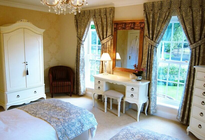 Norfolk House Bed And Breakfast