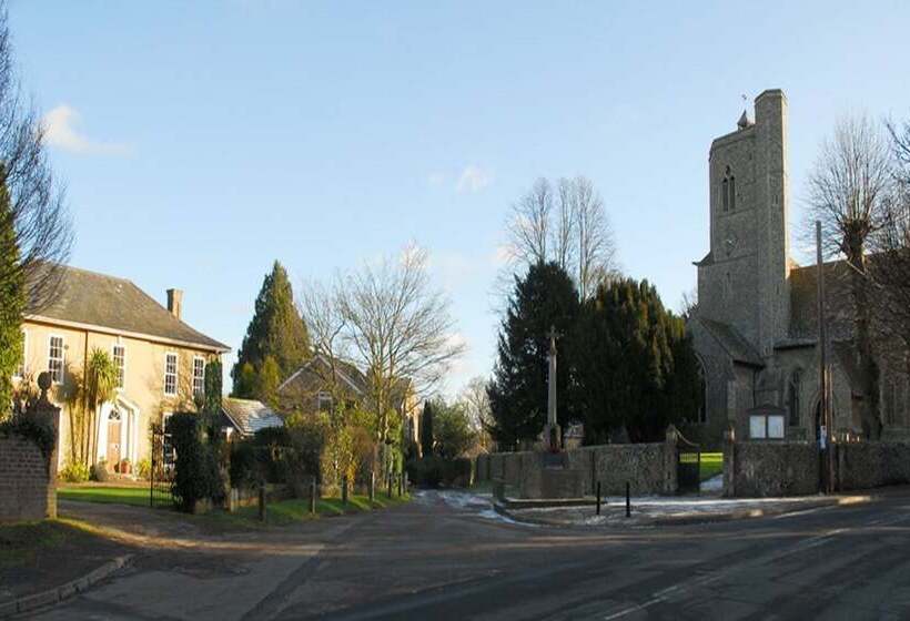 Norfolk House Bed And Breakfast