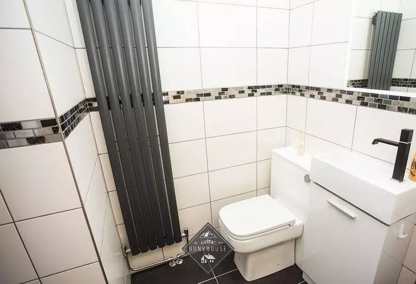 ユースホステル Celtic House