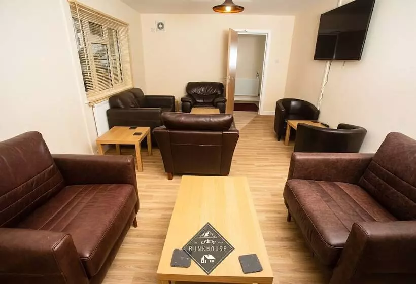 ユースホステル Celtic House