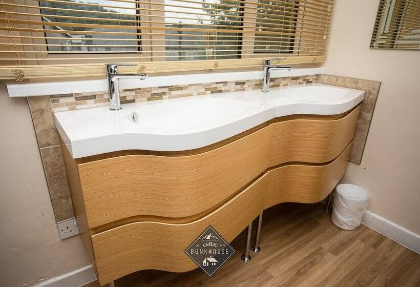 ユースホステル Celtic House