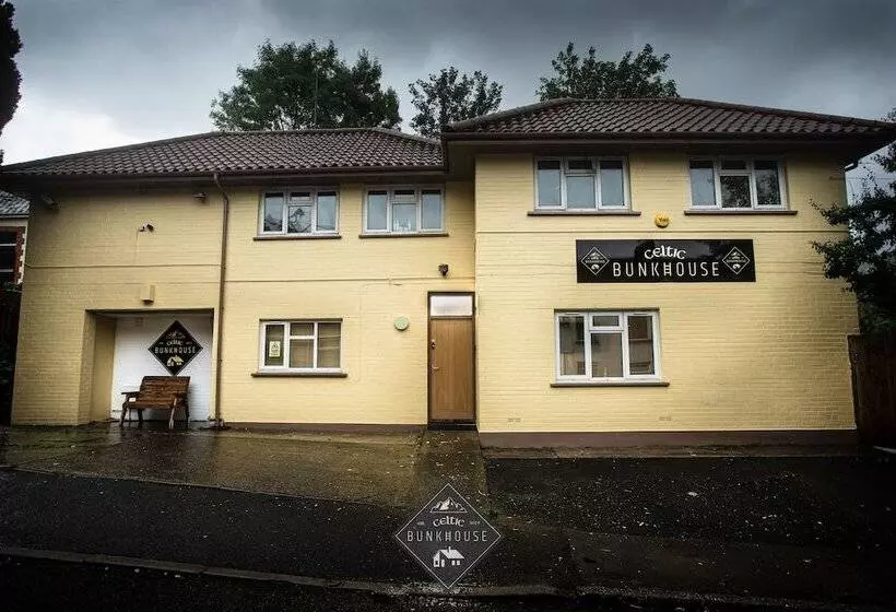ユースホステル Celtic House