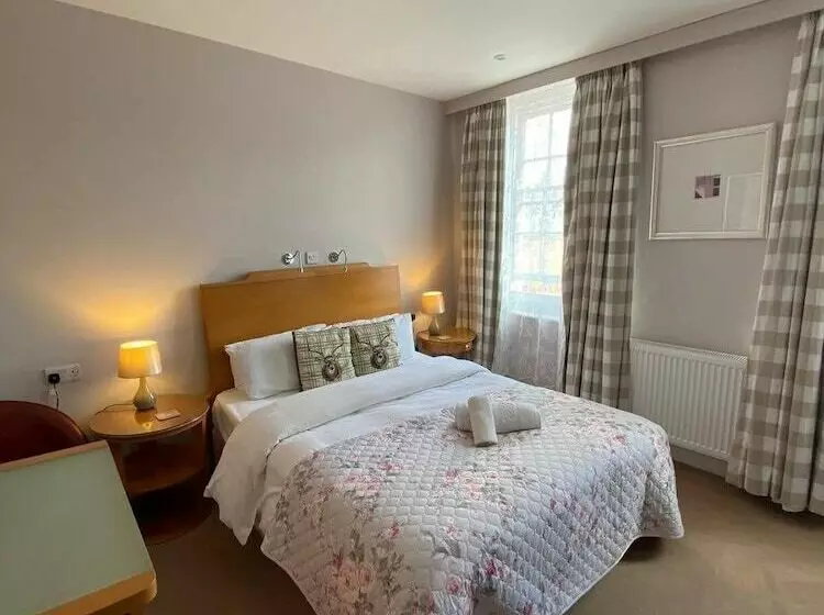 Hostelli The Antelope At Upavon