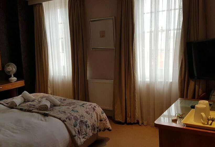 Hostal The Antelope At Upavon