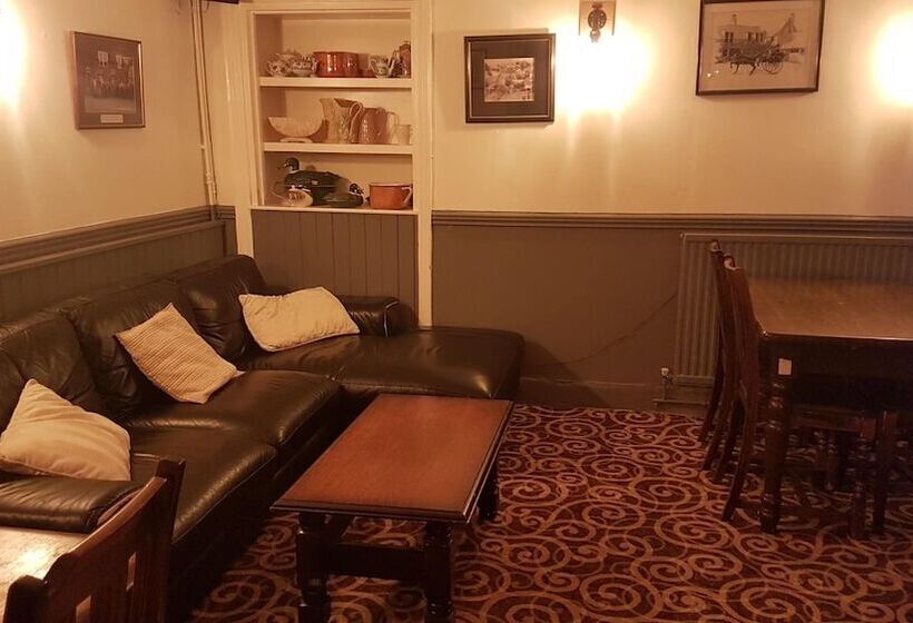 Hostal The Antelope At Upavon