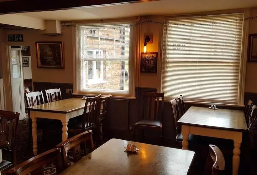 Hostelli The Antelope At Upavon