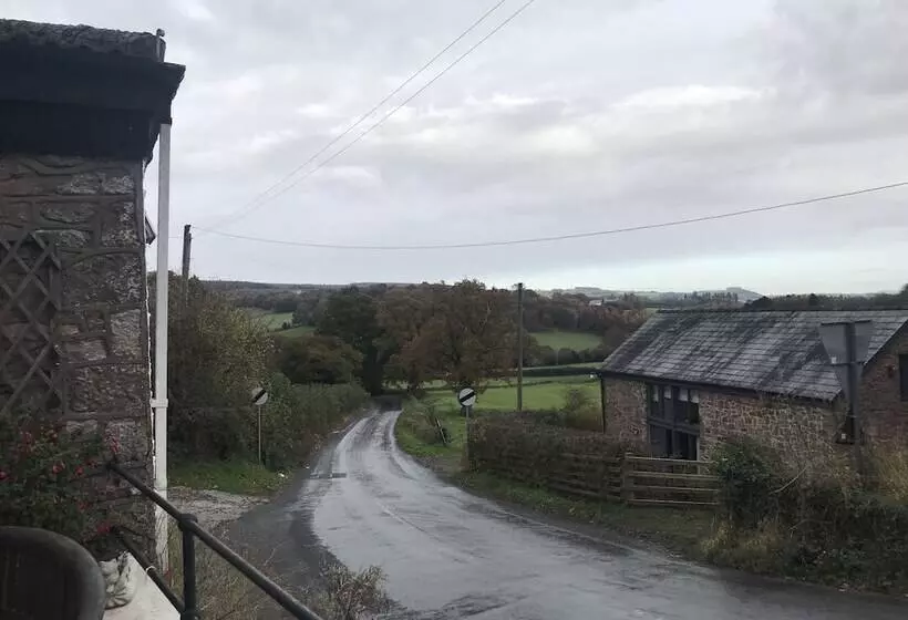 Aamiaismajoitus (B&B) The Huntsman