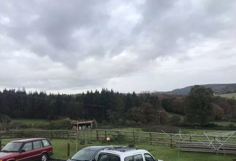 Aamiaismajoitus (B&B) The Huntsman