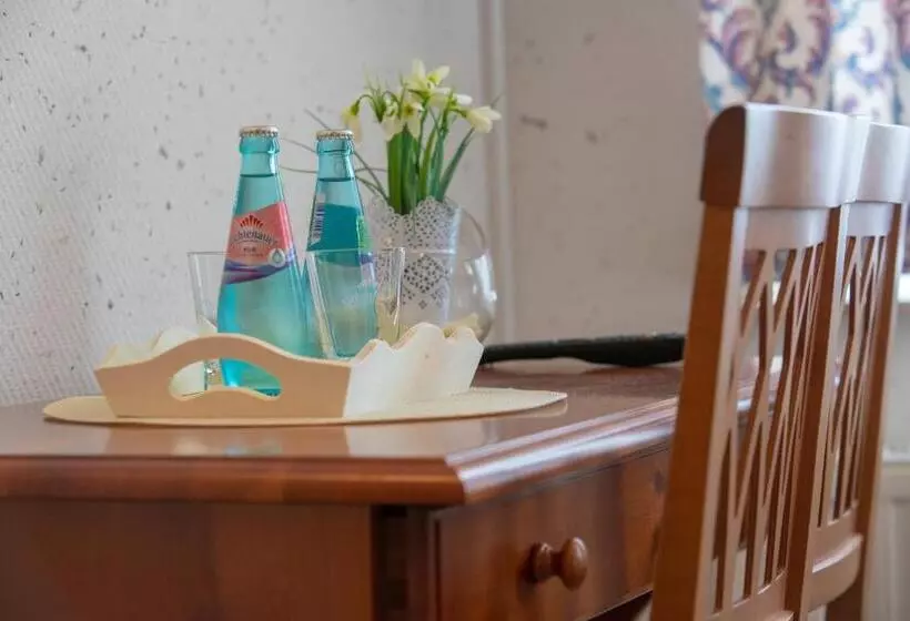 Haus Schlematal Hotel Und Restaurant