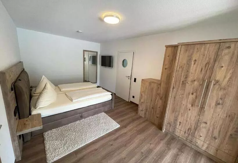 Hotelli Garni Café Im Hamm