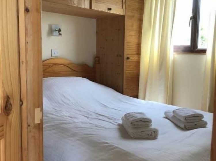 בית מלון כפרי Jaru