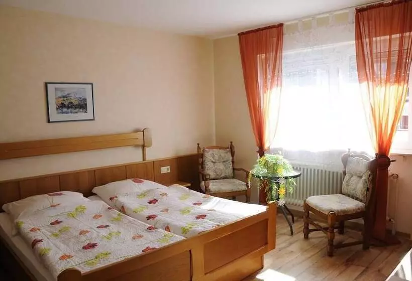 Hotelli Landgasthof Germania
