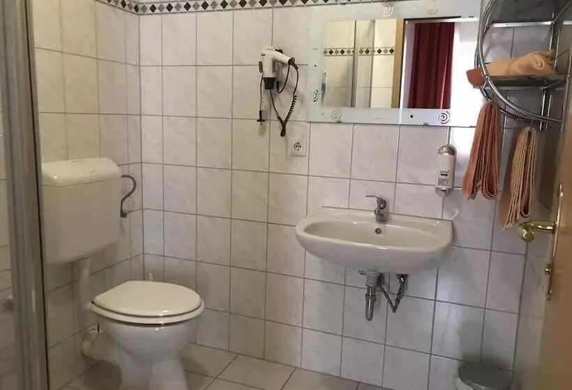 Hotelli Landgasthof Germania