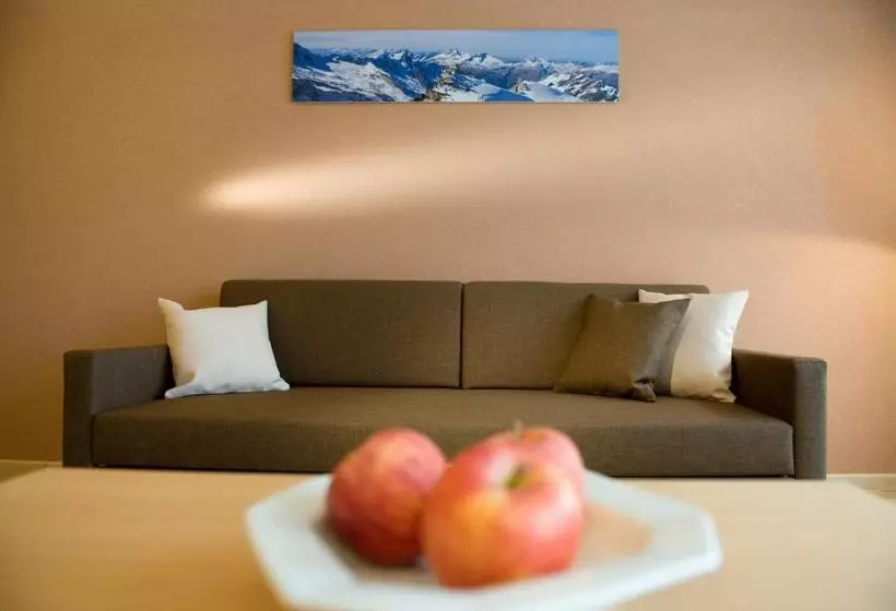 ホテル Ostaria Posta