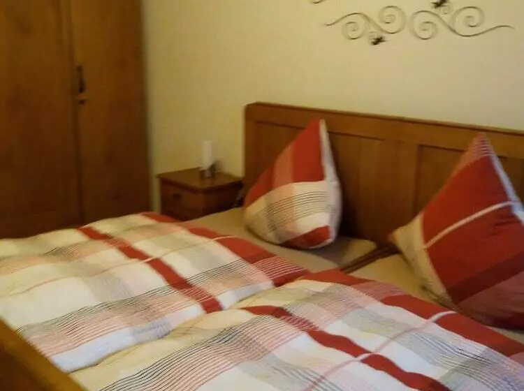 Majatalo Haus Hochwaldhöhe