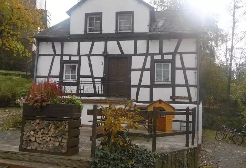 Majatalo Haus Hochwaldhöhe