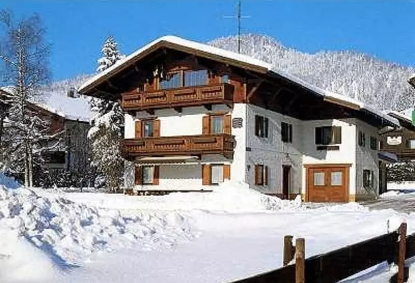 Pensió Haus Renate By Deva