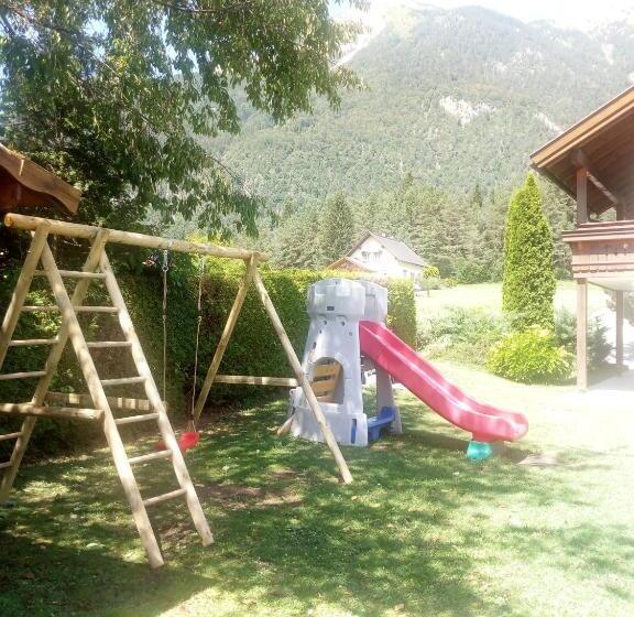 Пансион Landhaus Tirol