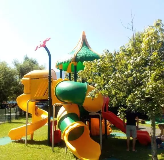 Majatalo Landhaus Tirol