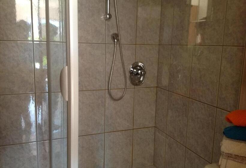 Пансион Landhaus Tirol