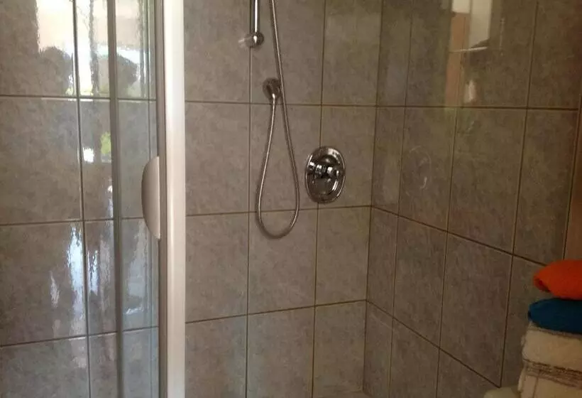 Majatalo Landhaus Tirol