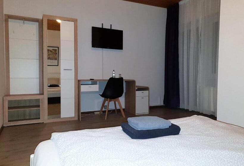 פנסיון Niederdreisbacher Hof