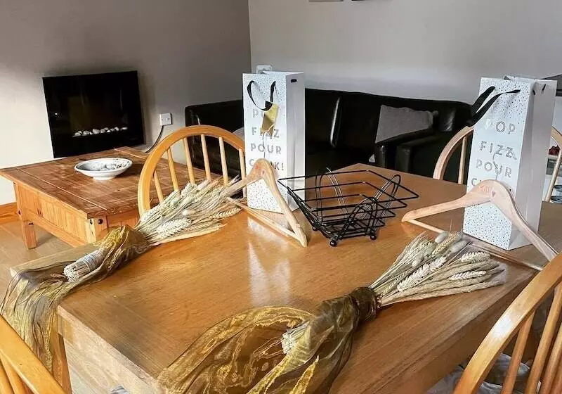 Setcops Farm Holiday Cottages