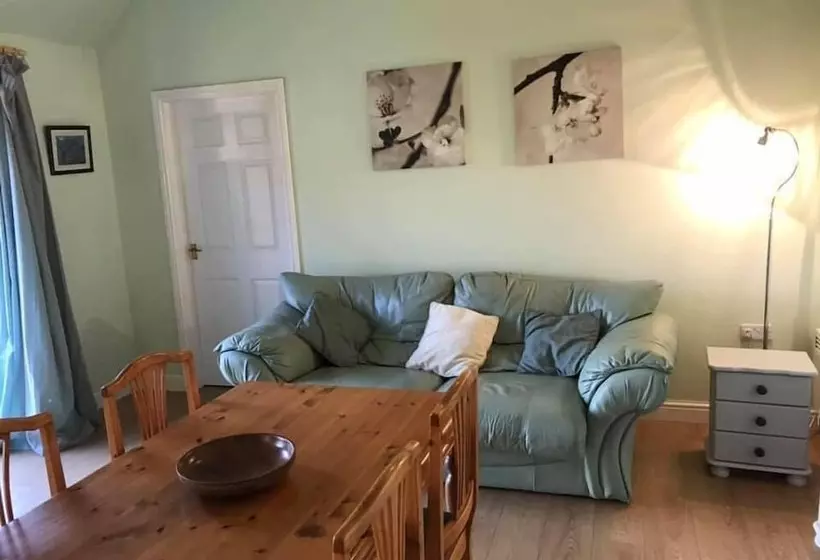 Setcops Farm Holiday Cottages