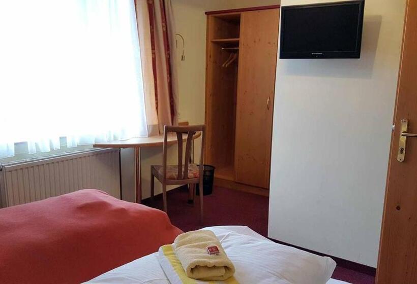 호스텔 Gasthof Birgl