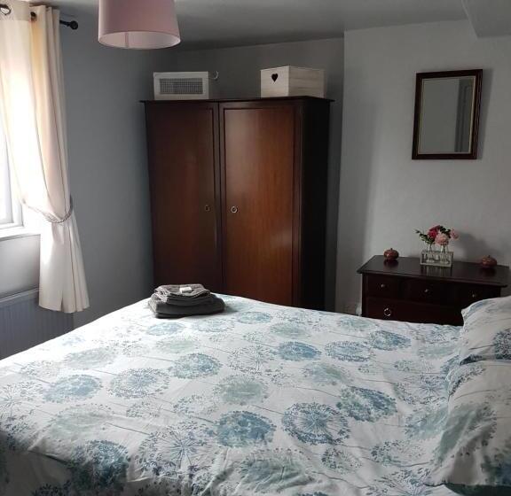 הוסטל Jolly Sailor