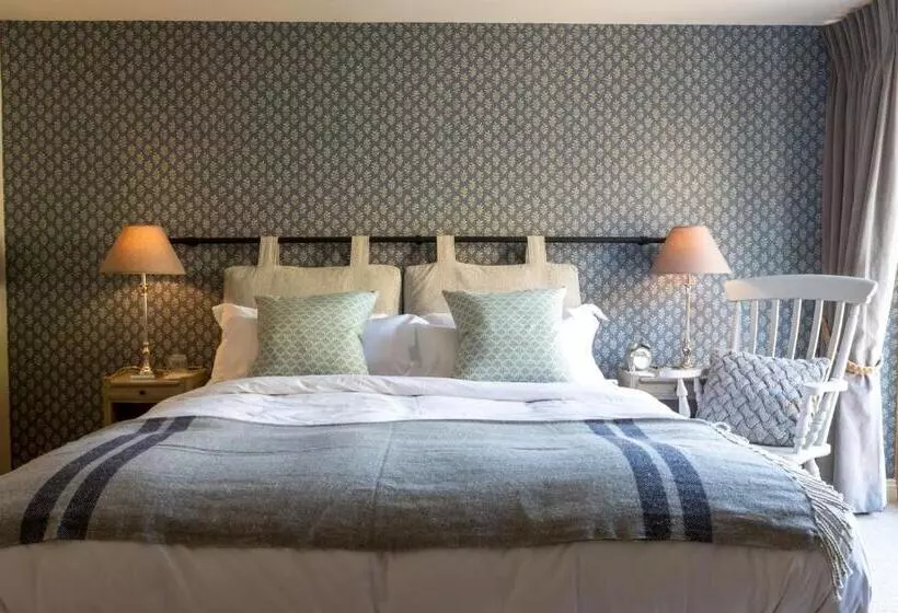 Retkeilymaja The Lion Bicester