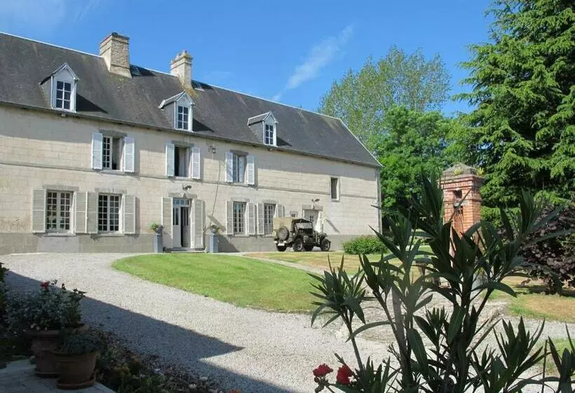 ベッドアンドブレックファースト Chateau Le Colombier