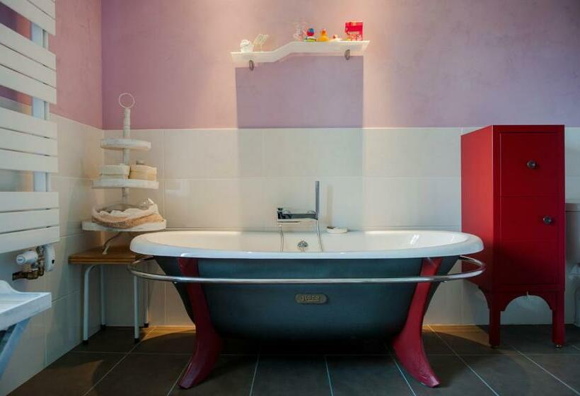 צימר Chateau Le Colombier