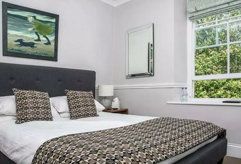 Aamiaismajoitus (B&B) Llety Brynawel Guest House