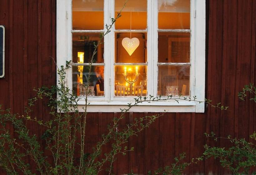 Cafe Sergel Bed & Breakfast