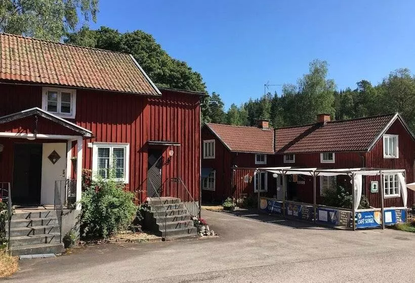 Cafe Sergel Bed & Breakfast