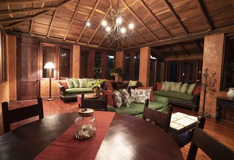 Hostelli Hacienda Barrigona