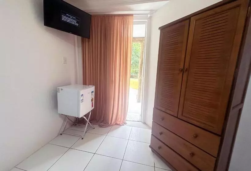 Hostelli Pousada Sobre As Ondas De Picinguaba