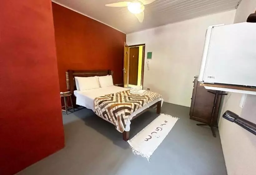 Hostelli Pousada Sobre As Ondas De Picinguaba