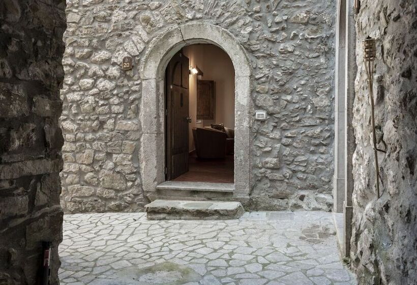 Отель Albergo Diffuso Quaglietta