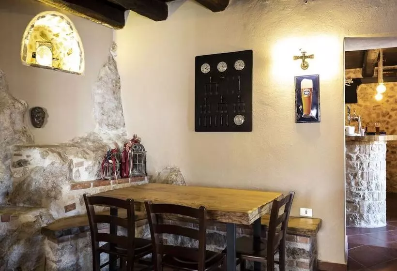 ホテル Albergo Diffuso Quaglietta