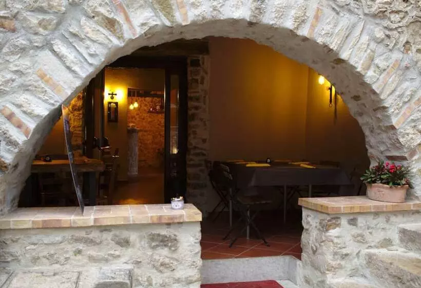 ホテル Albergo Diffuso Quaglietta