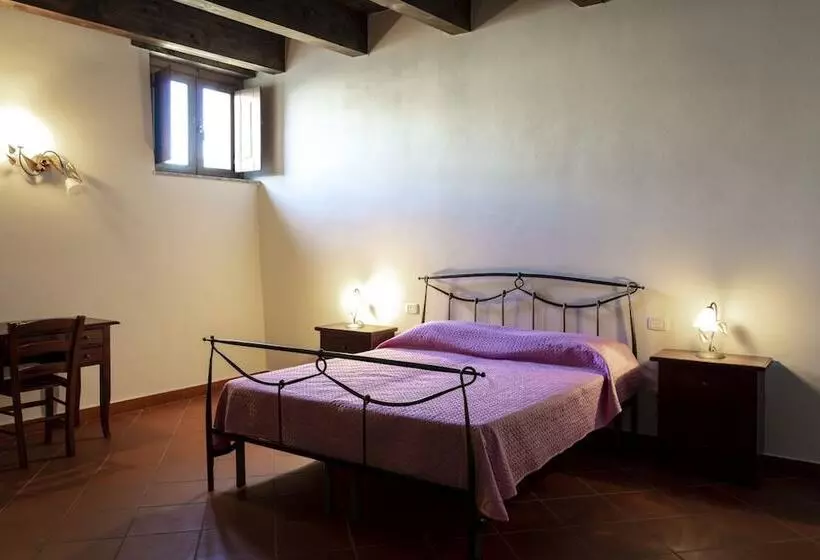 ホテル Albergo Diffuso Quaglietta