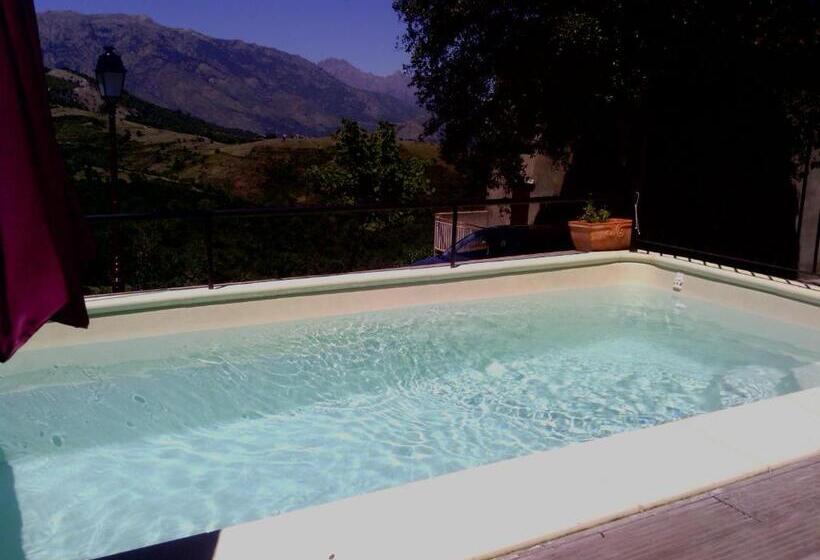 فندق Auberge Casa Mathea