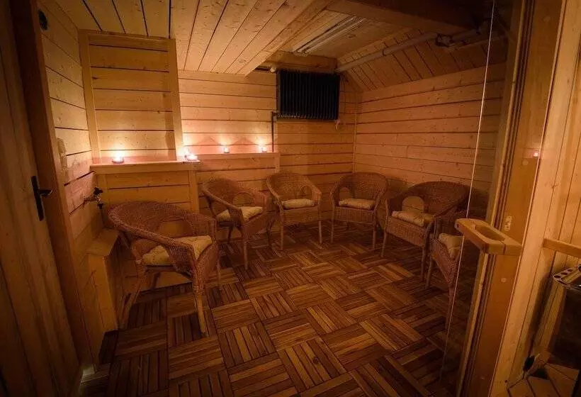 ホテル Knutes Pensionat