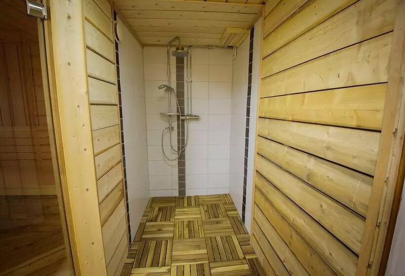 ホテル Knutes Pensionat