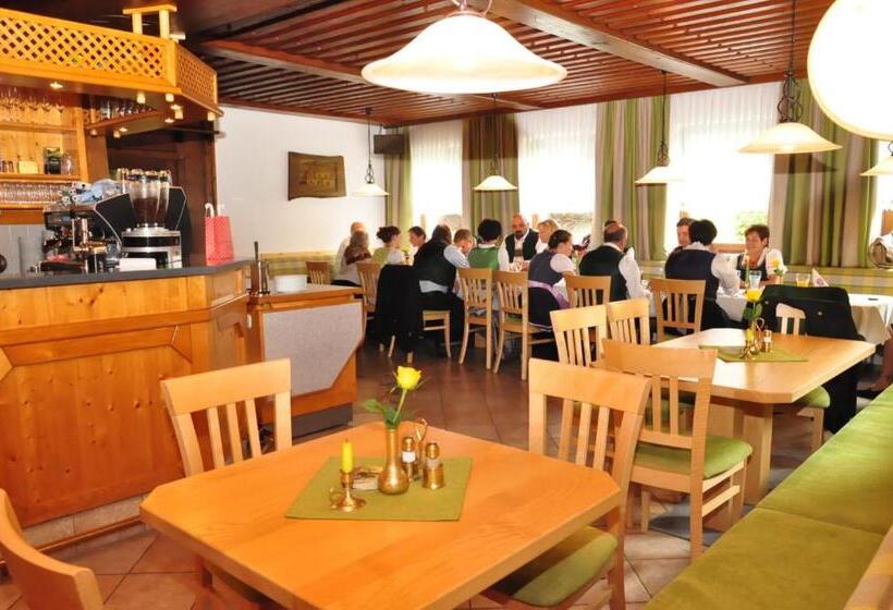 Пансион Gasthof Landhotel Hubmann