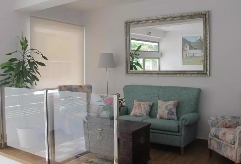 Majatalo Hostal Onteniente