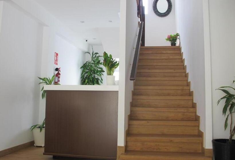 Пансион Hostal Onteniente